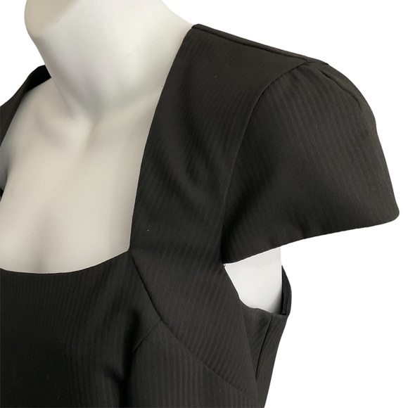 Jacob | Cap Sleeve Dress - Picture 4 of 11